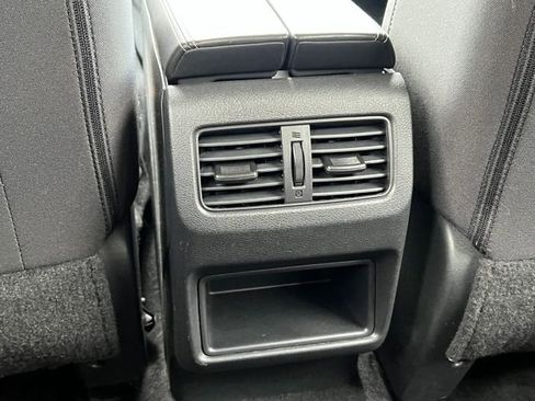 Used 2024 Nissan Rogue S AWD/4WD image 30