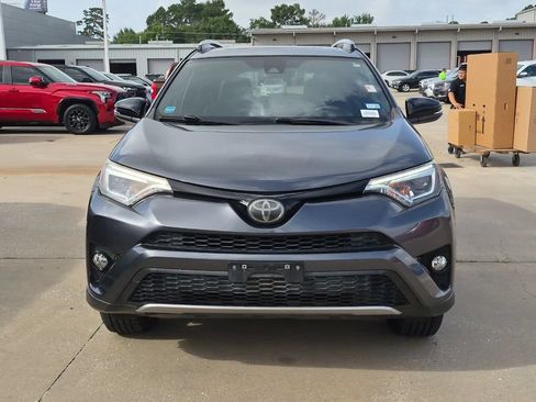 Used 2018 Toyota RAV4 SE w/ Power Extra Value Package FWD image 5