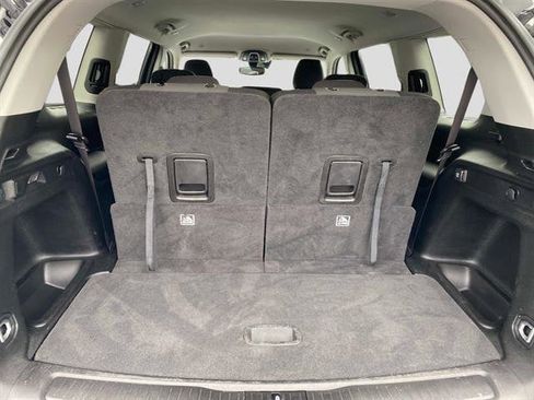 Certified 2023 Jeep Grand Cherokee L Laredo image 6