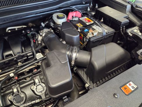 Used 2018 Ford Explorer XLT w/ Equipment Group 201A image 76