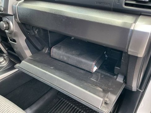 Used 2020 Toyota 4Runner SR5 image 27