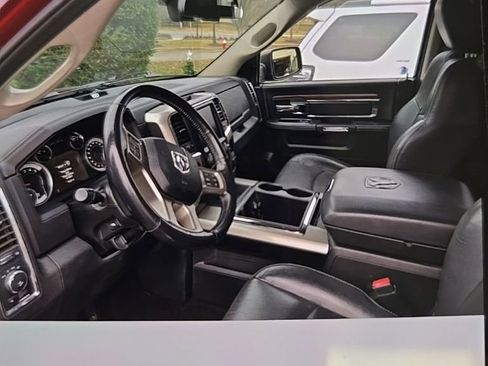 Used 2015 RAM 1500 Laramie w/ Convenience Group image 3