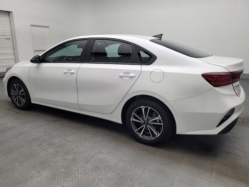 Used 2023 Kia Forte LXS FWD image 3