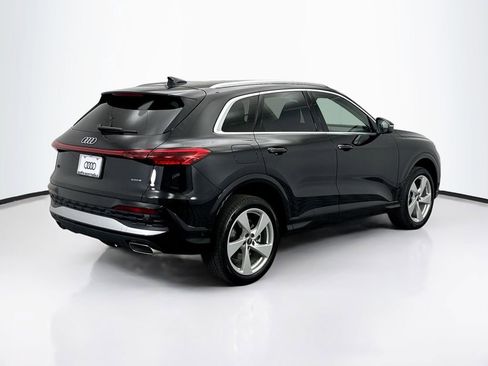 Used 2025 Audi Q5 Premium Plus w/ Premium Plus AWD/4WD image 6