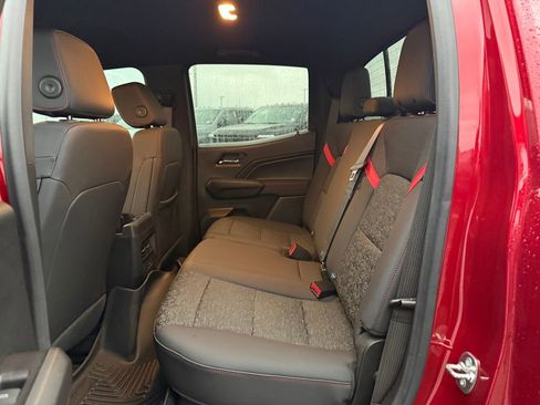 Used 2024 Chevrolet Colorado Z71 w/ Z71 Convenience Package 2 image 10