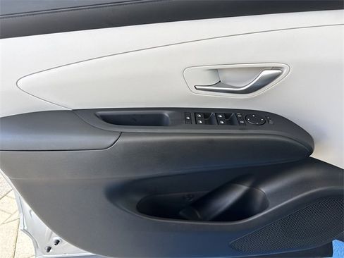 Used 2025 Hyundai Tucson SEL image 18