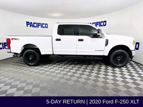 Used 2020 Ford F250 XLT w/ FX4 Off-Road Package image 8