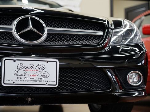 Used 2012 Mercedes-Benz SL 550 image 23