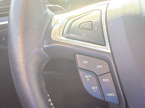 Used 2023 Ford Edge SEL w/ Convenience Package AWD/4WD image 16