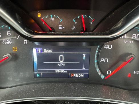 Used 2017 Chevrolet Impala LT FWD image 8