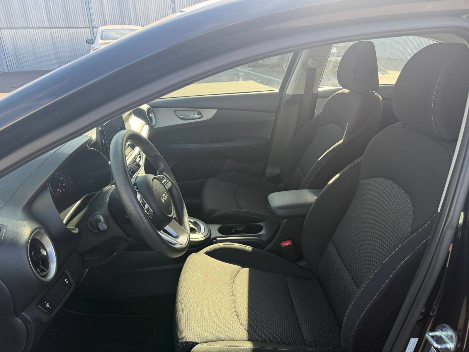Used 2024 Kia Forte LXS FWD image 36