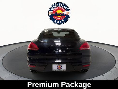 Used 2016 Porsche Panamera 4S image 7