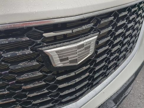 Certified 2022 Cadillac XT4 Luxury w/ Cold Weather Package AWD/4WD image 29