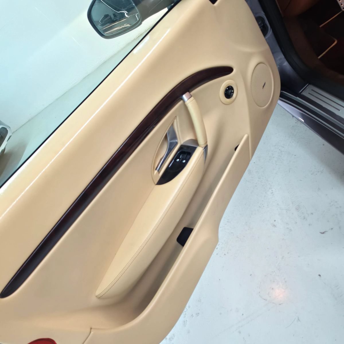 Used 2015 Maserati GranTurismo Sport RWD image 15