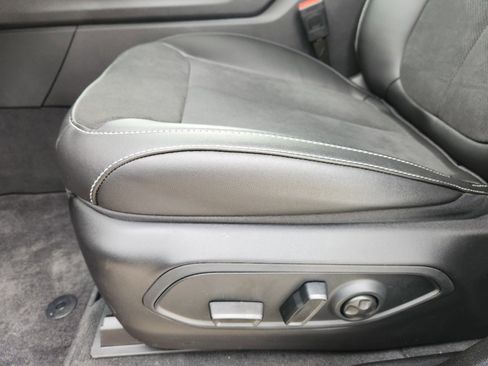 New 2025 Jeep Grand Cherokee L Altitude image 18