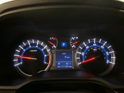 Used 2014 Toyota 4Runner SR5 image 15