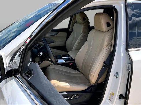 Used 2024 Acura MDX FWD w/ Technology Package image 8