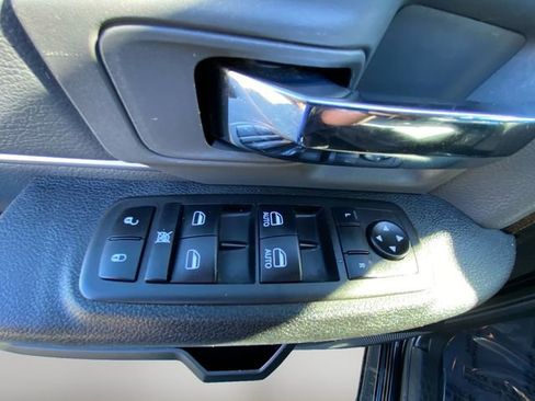 Used 2023 RAM 1500 Classic SLT w/ Trailer & Traction Group image 17