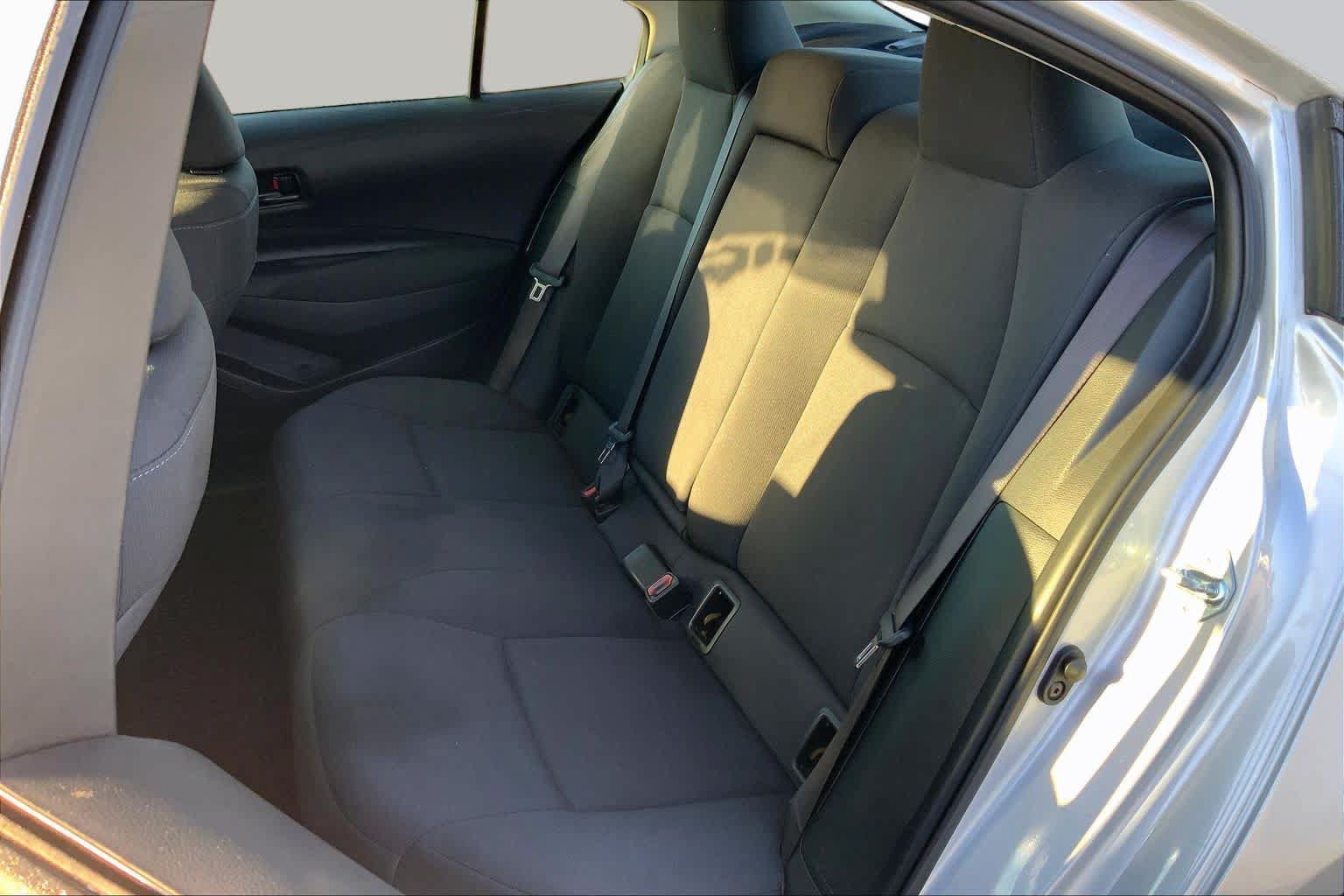 Used 2024 Toyota Corolla LE FWD image 19