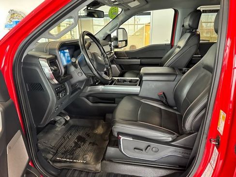 Used 2023 Ford F250 Lariat w/ Lariat Ultimate Package image 9