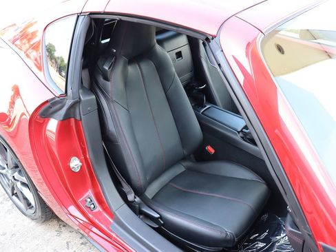 Used 2017 MAZDA MX-5 Miata RF Grand Touring image 70