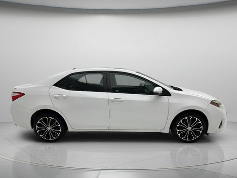 Used 2015 Toyota Corolla S FWD image 3
