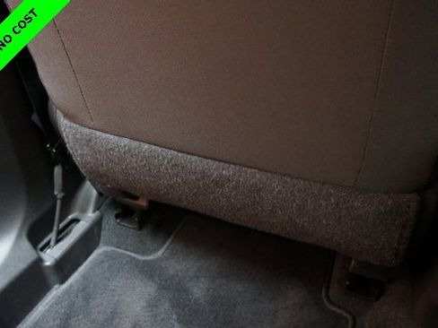 Used 2022 Nissan Rogue S image 37