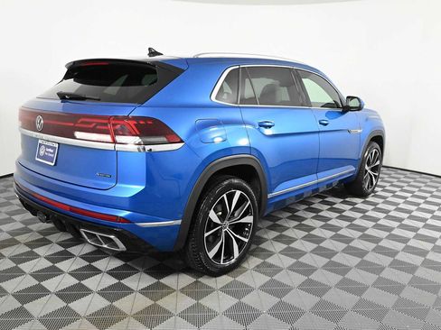 Certified 2024 Volkswagen Atlas Cross Sport SEL Premium R-Line AWD/4WD image 9