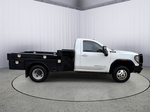 Used 2022 GMC Sierra 3500 SLE w/ SLE Convenience Package image 18