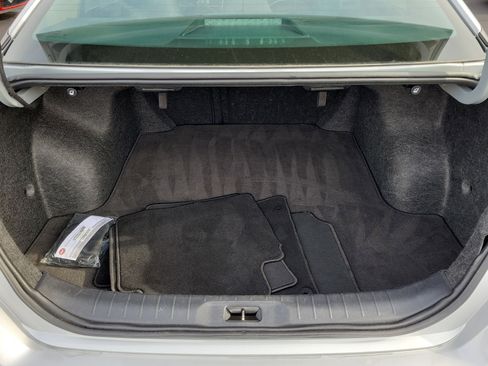 Used 2024 Nissan Altima 2.5 SV image 8