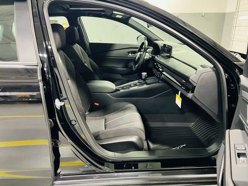 New 2026 Honda Accord Sport image 33