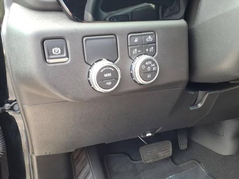 Used 2026 GMC Sierra 1500 SLT RWD image 18