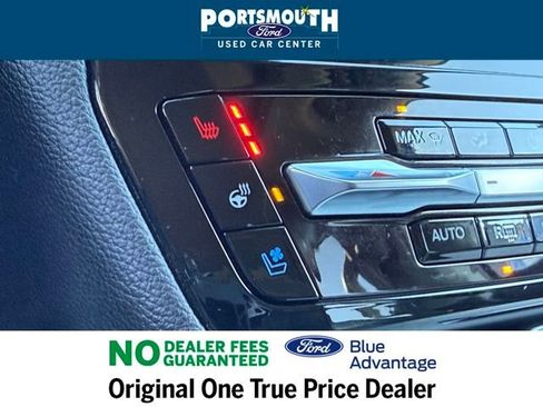 Used 2022 Ford Explorer Limited w/ Equipment Group 301A image 14