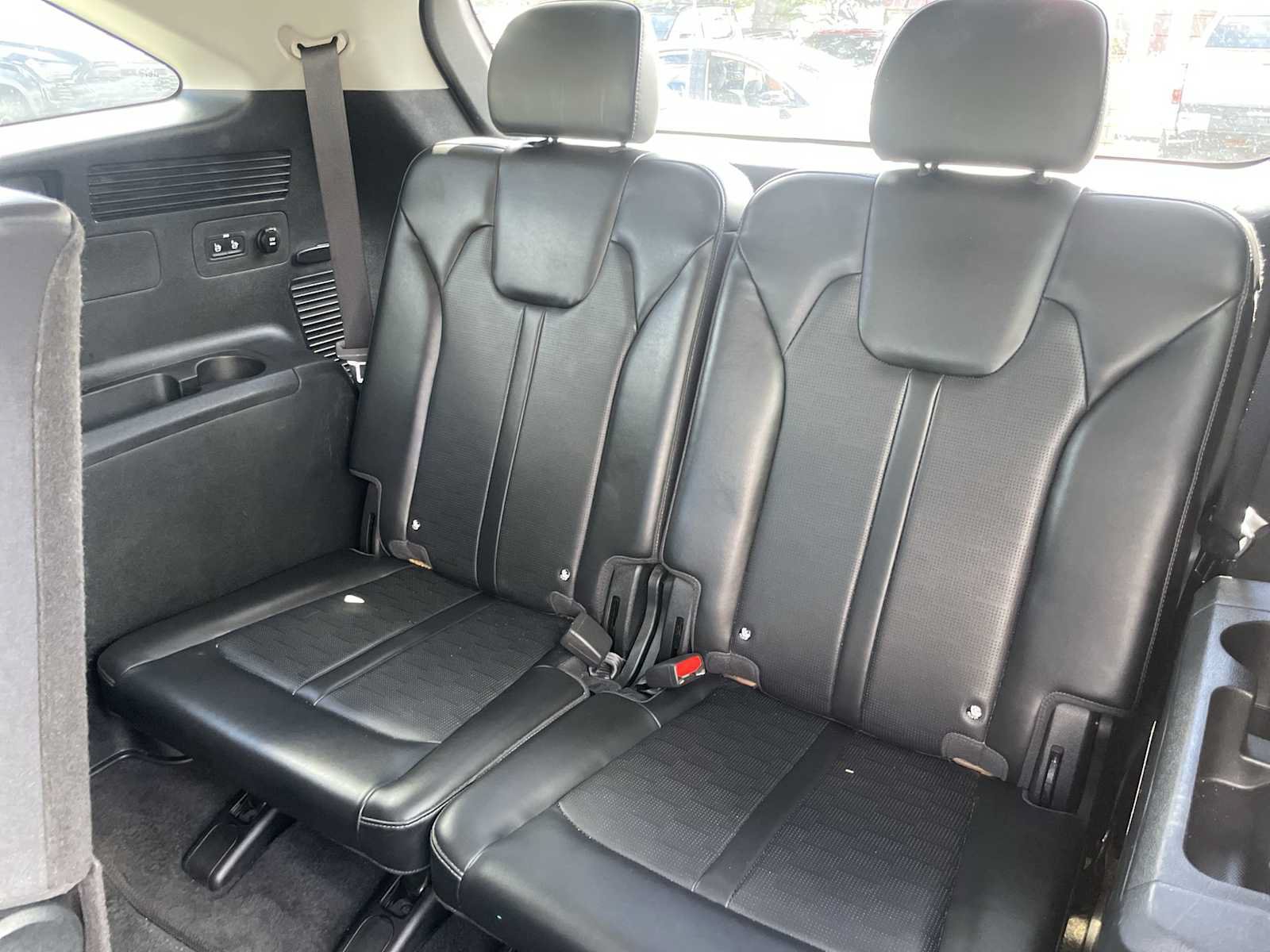 Used 2024 Kia Sorento S FWD image 24