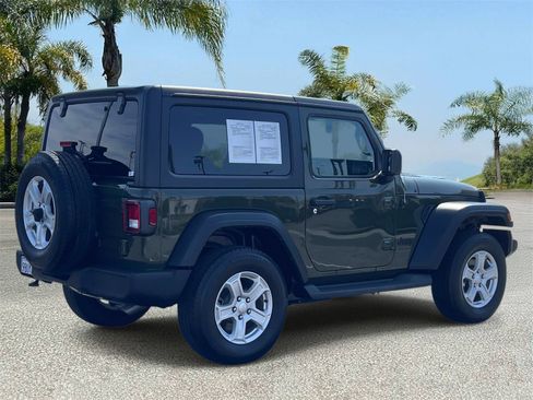 Used 2022 Jeep Wrangler Sport AWD/4WD image 4