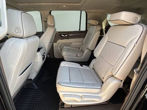 Used 2022 GMC Yukon XL Denali image 20
