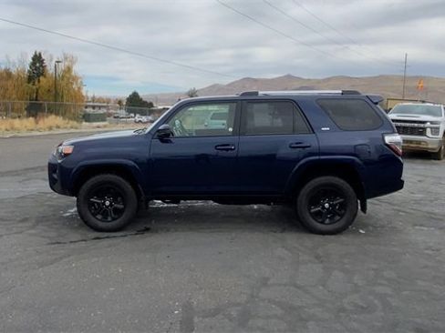 Used 2022 Toyota 4Runner SR5 w/ Wilderness Package (TMS) image 5