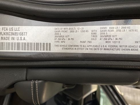 Used 2022 Jeep Grand Cherokee L Limited AWD/4WD image 26