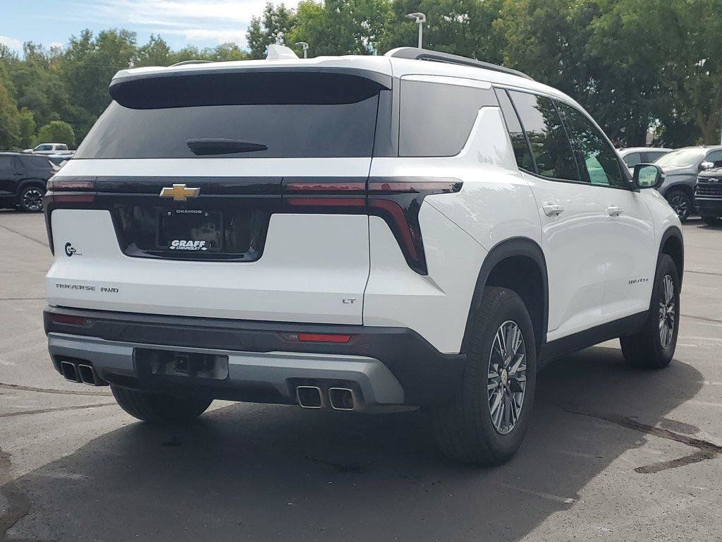 Used 2024 Chevrolet Traverse LT w/ LPO, Floor Liner Package AWD/4WD image 3