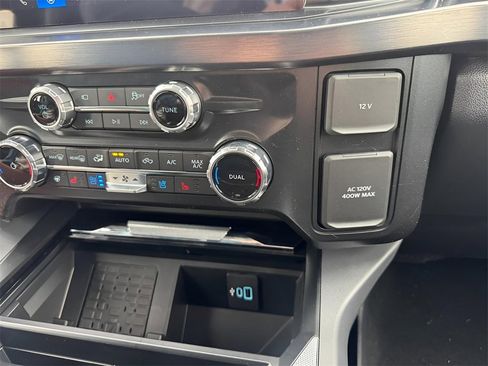 New 2025 Ford F350 Lariat w/ Chrome Package image 21