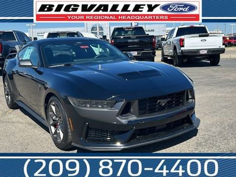 New 2026 Ford Mustang Dark Horse image 1