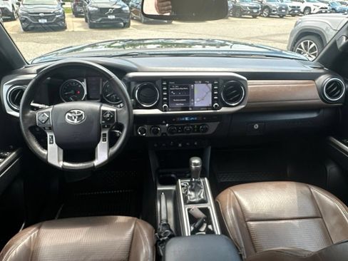 Used 2020 Toyota Tacoma Limited AWD/4WD image 14