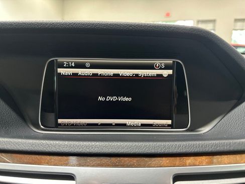 Used 2014 Mercedes-Benz E 350 Sedan image 65