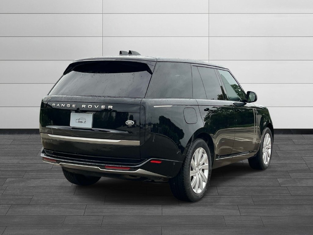 Certified 2023 Land Rover Range Rover SE AWD/4WD image 5