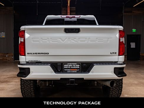 Used 2022 Chevrolet Silverado 2500 LTZ w/ LTZ Plus Package image 8