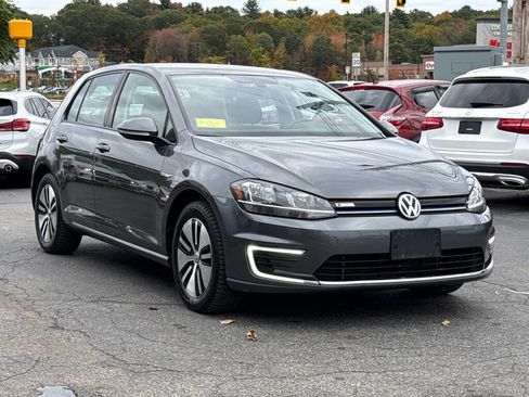 Used 2019 Volkswagen e-Golf SE w/ Driver Assistance Package image 7