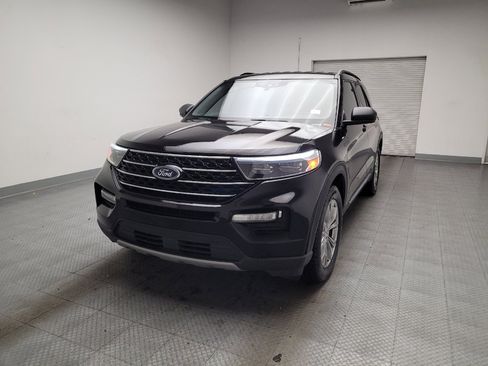 Used 2020 Ford Explorer XLT w/ Equipment Group 202A image 15