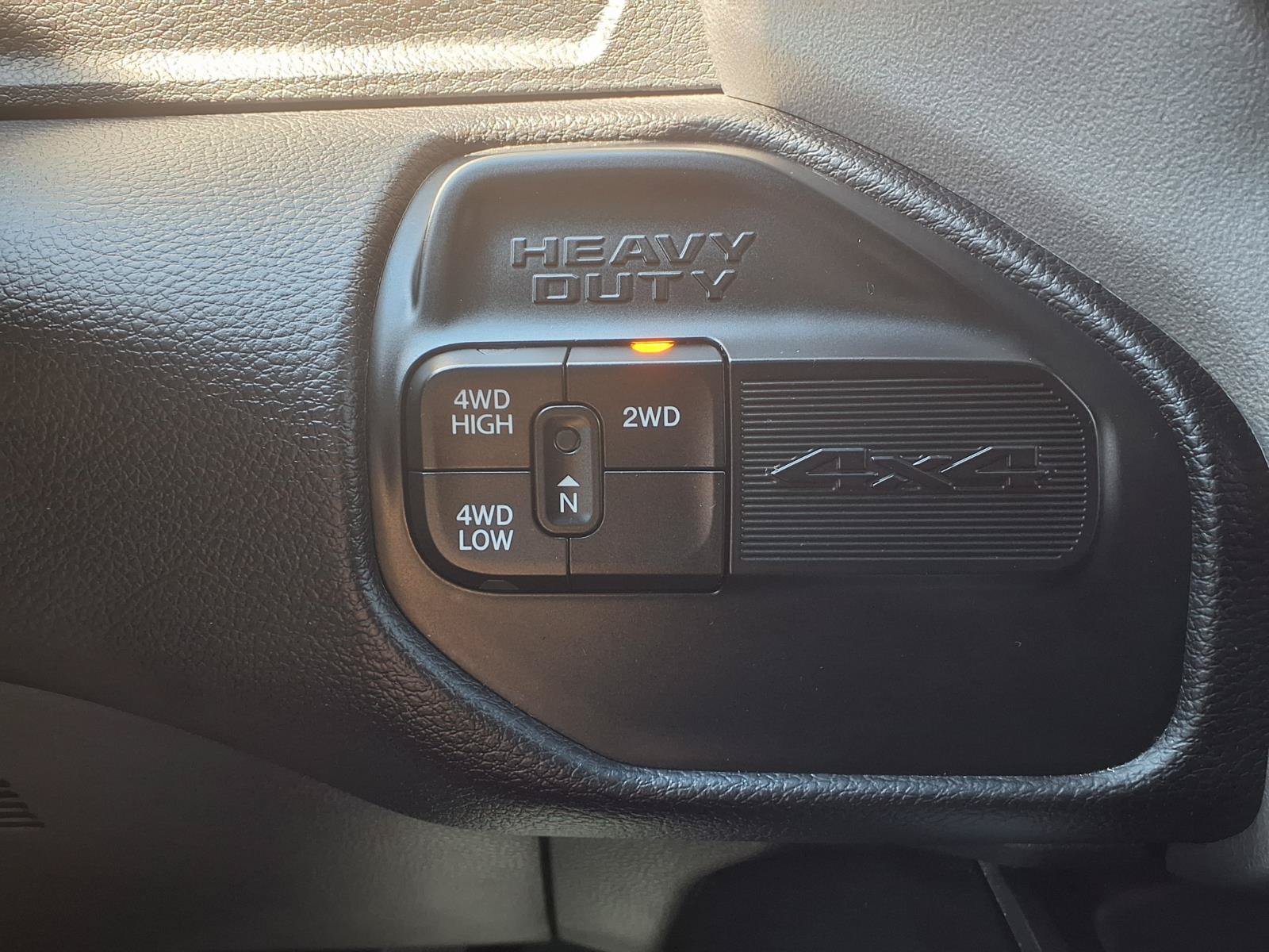 Used 2022 RAM 2500 Laramie w/ Night Edition AWD/4WD image 11