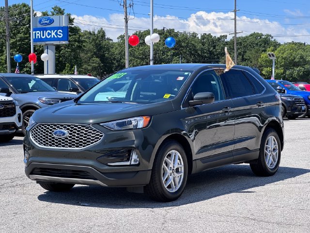 Certified 2023 Ford Edge SEL AWD/4WD image 3