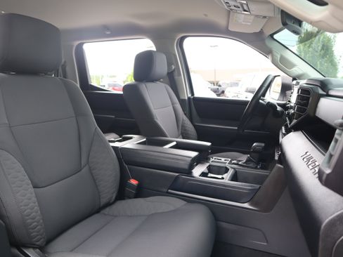 Used 2023 Toyota Tundra SR AWD/4WD image 31